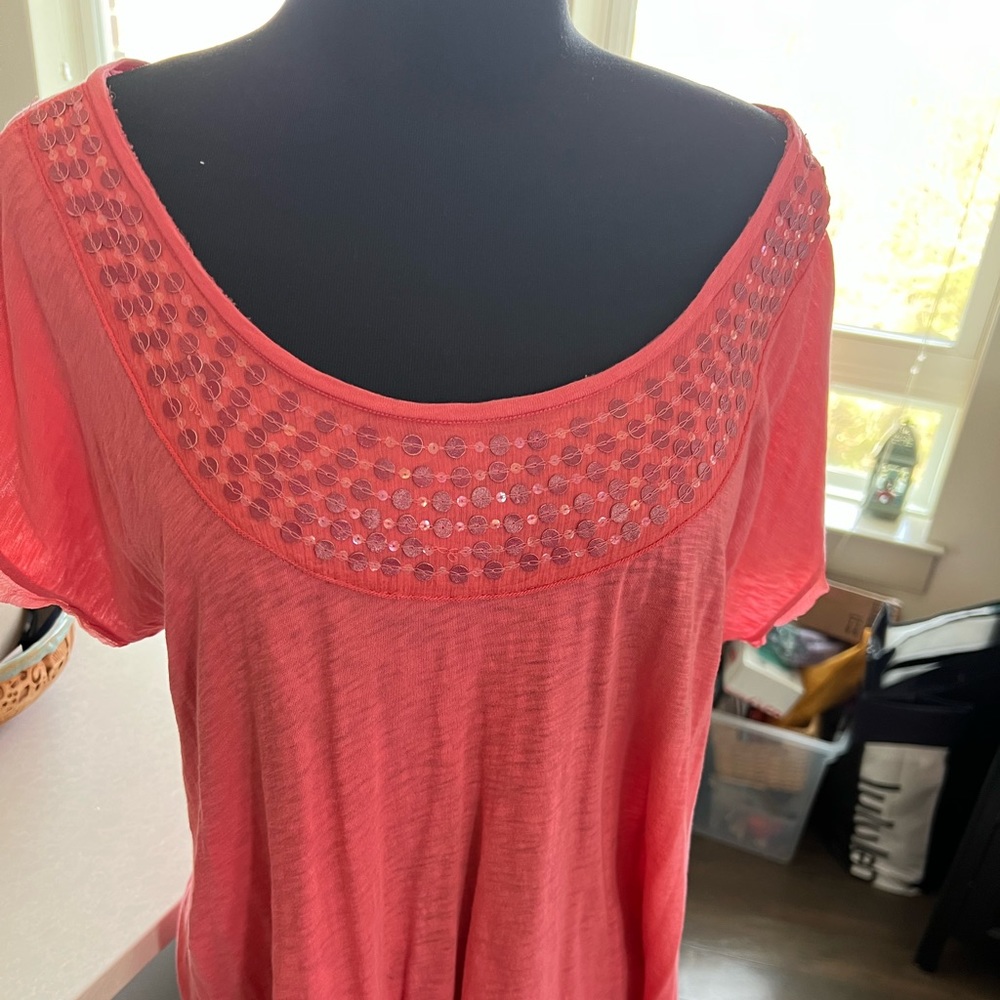 Calvin Klein Women’s tee in peach